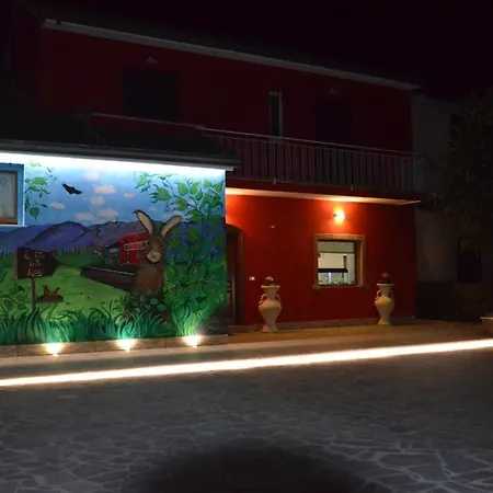 La Tana Delle Lepri Bed & Breakfast Morolo